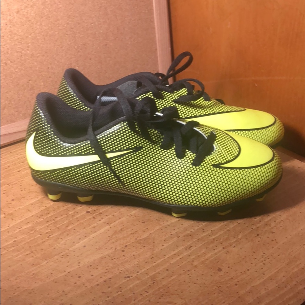 Nike JR Bravata II FG Black / Volt